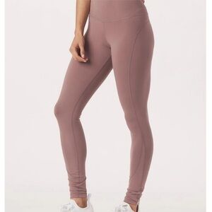 NWT GLYDER Lavender Bark Pure Pocket Leggings Large